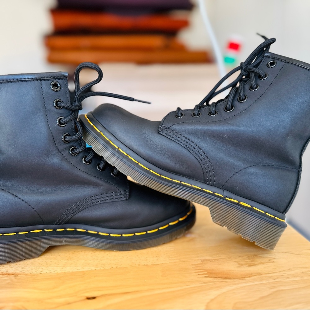 Dr. Martens 1460 8-eyelet leather boot - EU 36 US 5W or 4M